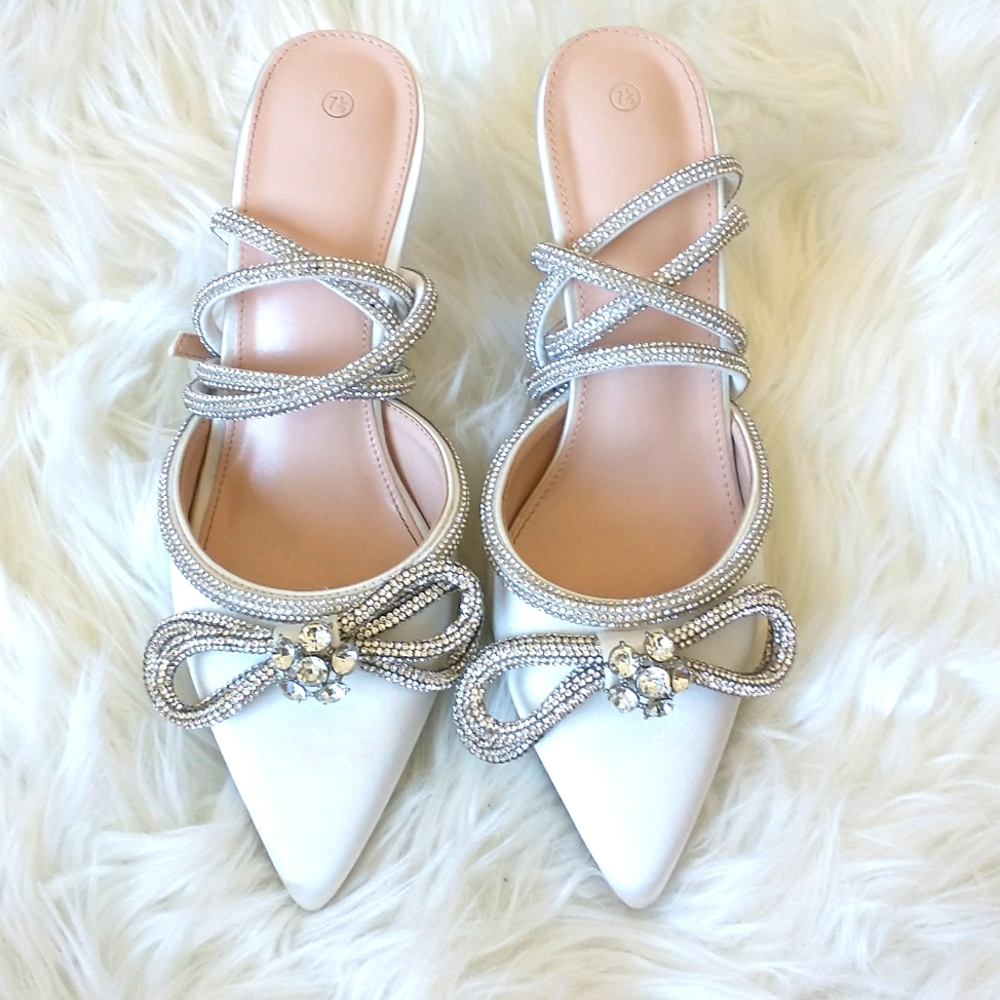 Crystal Bow Bridal Pumps